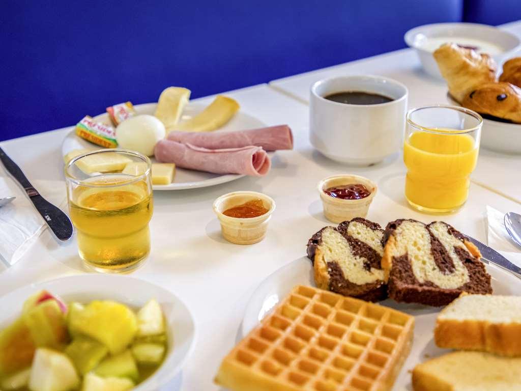 Ibis Budget Grenoble Sud Seyssins Ресторан фото
